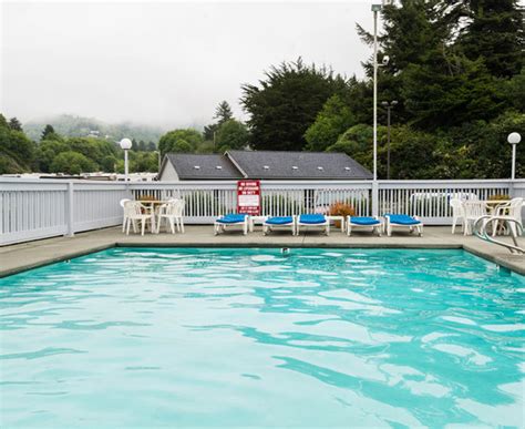 brookings oregon hotels pet friendly|Pet Friendly Hotels in Brookings, OR